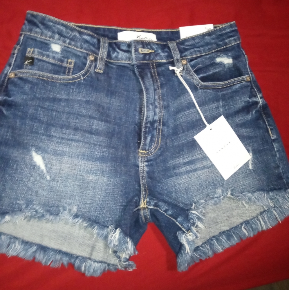 Brand new with tags jean shorts size 9/28. Never worn.